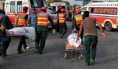 7 Dead and 15 Injured in Traffic Accident in West Pakistan